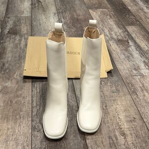 Steve Madden Cream Heeled Boots